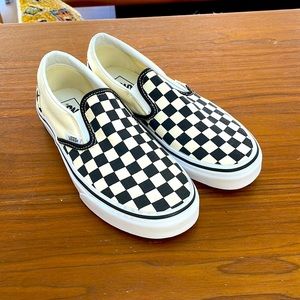 Vans Checkerboard slip ons